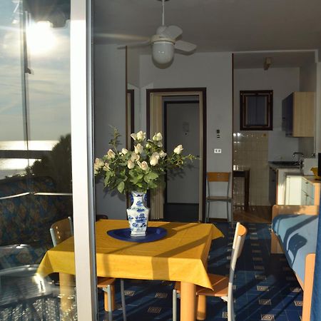 Residence Costa Templada Ventimiglia Exteriör bild