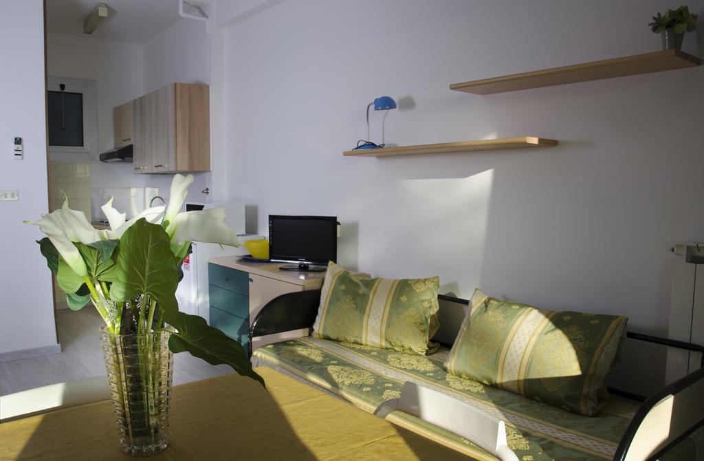 Residence Costa Templada Ventimiglia Rum bild
