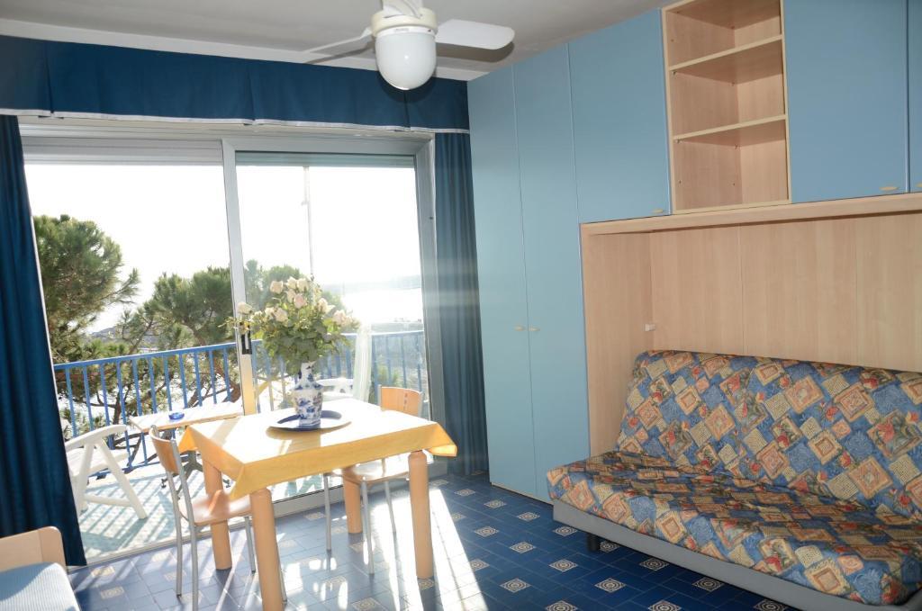 Residence Costa Templada Ventimiglia Rum bild